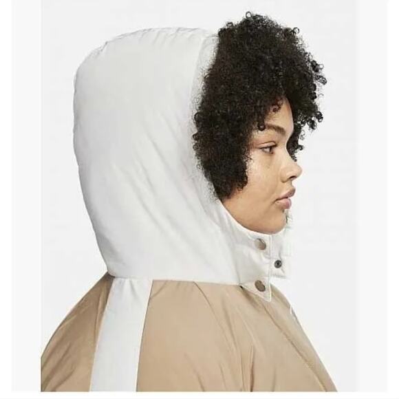 Nike Sportswear Essential Insulated Tan and White Jacket - Picture 4 of 15